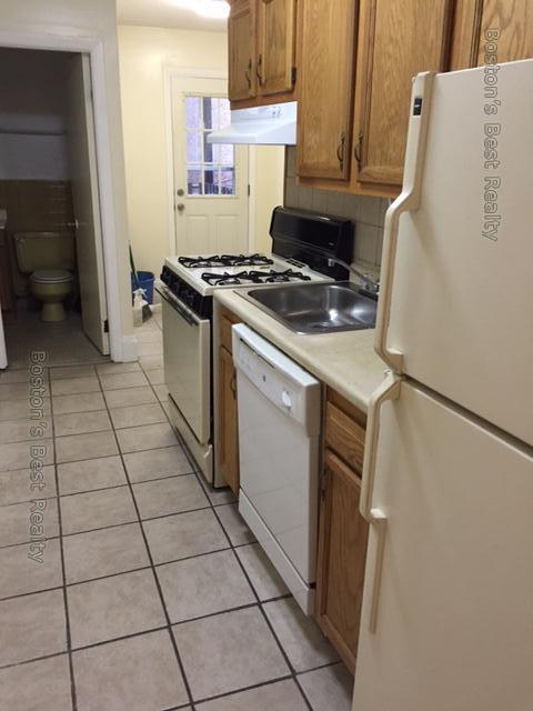 1359 Commonwealth Ave