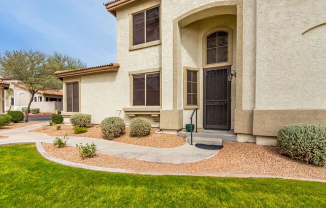 Beautiful Townhome in the Gated Stonecliffe Community – Foothills Living!