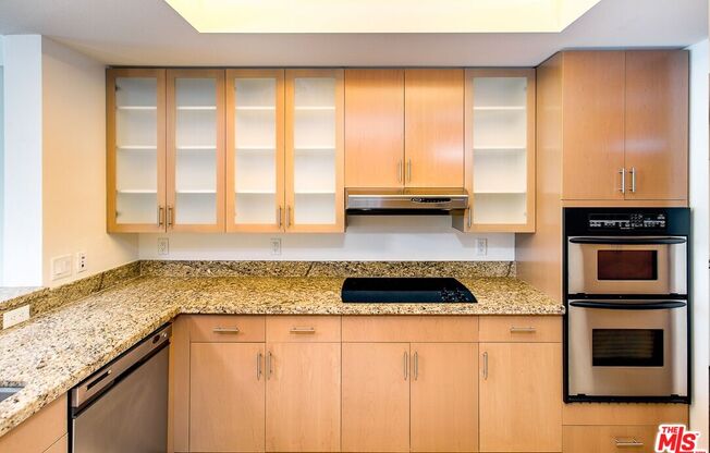 3 beds, 3.5 baths, 2,099 sqft, $10,000, Unit 1822