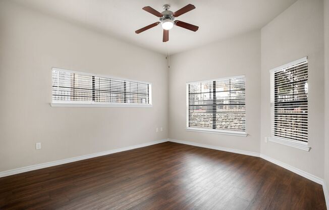 2 beds, 2 baths, 1,141 sqft, $2,102, Unit 01-129