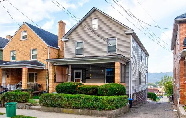 1207 Beaver Rd Ambridge