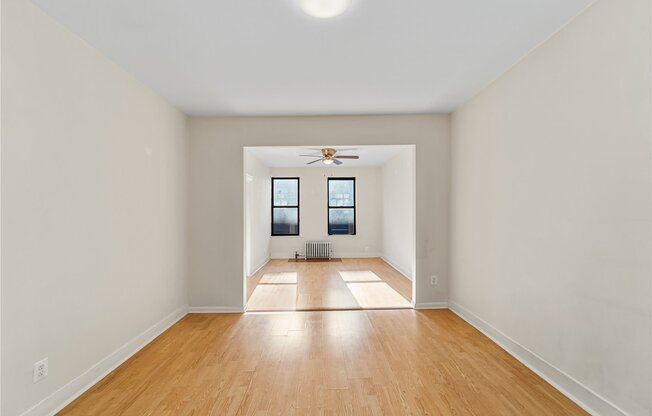 29 09 BROADWAY