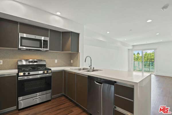 1 bed, 1 bath, 647 sqft, $2,695, Unit 415