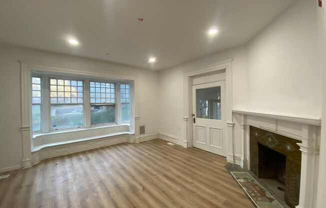 260 West Johnson Street