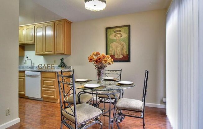 $3,190 / 3 BR GORGEOUS REMODELED SINGLE STORY CONDO IN MILPITAS