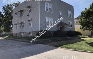 715 SW 11 ST