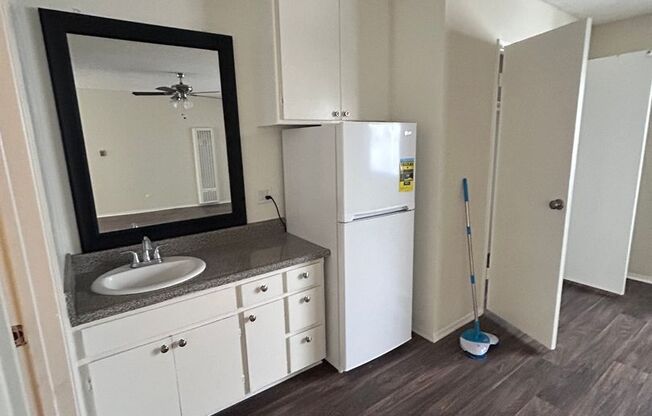 Studio, 1 bath, $1,395, Unit 106