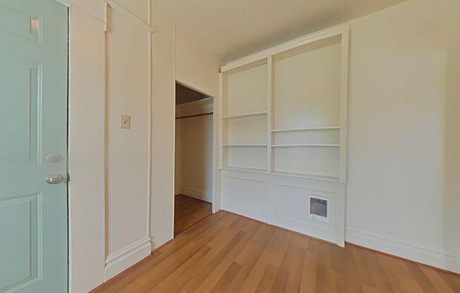 Studio ~ Close to Campus