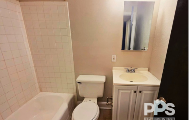 658 JOHN WESLEY DOBBS AVE NE