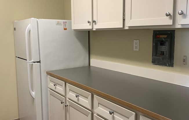 2 beds, 1 bath, 900 sqft, $1,461, Unit 512