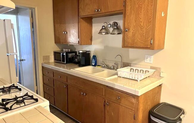 1 bed, 1 bath, 540 sqft, $2,017, Unit 6