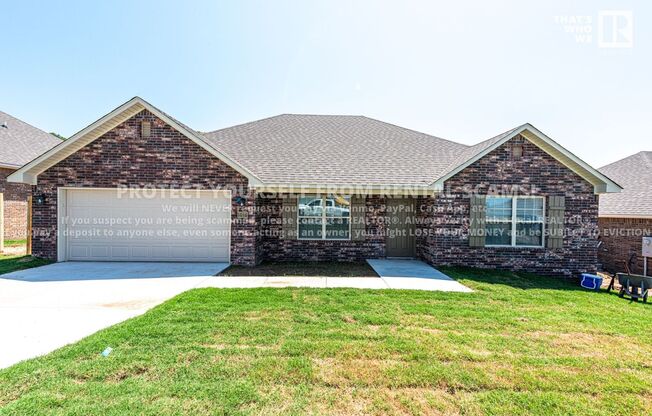 1016 Brook Street, Gentry, AR 72734