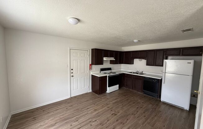 3105 Courtney Ln