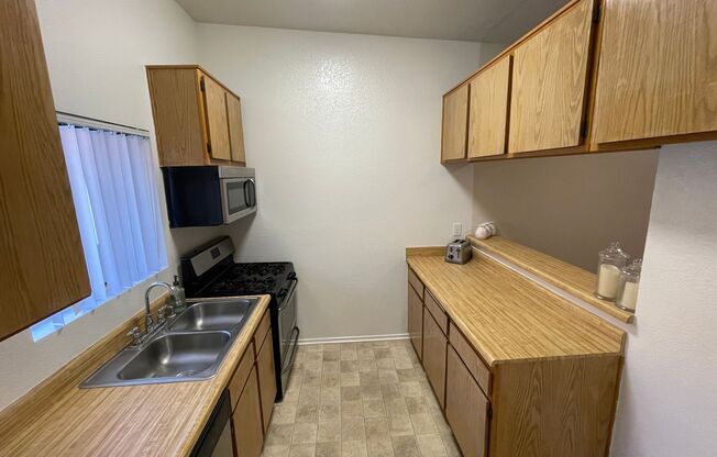 1 bed, 1 bath, 700 sqft, $1,995, Unit 206