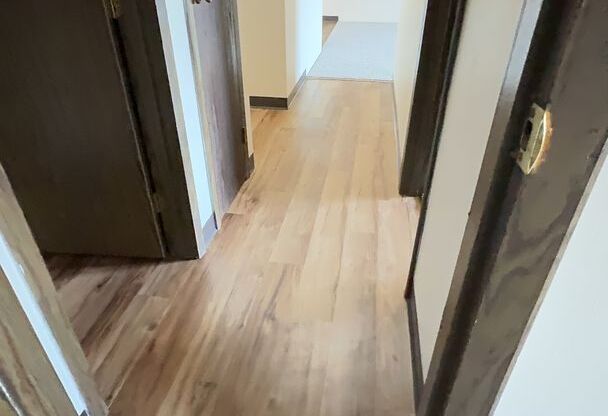 2 beds, 2 baths, 945 sqft, $979.99, Unit 825-J16