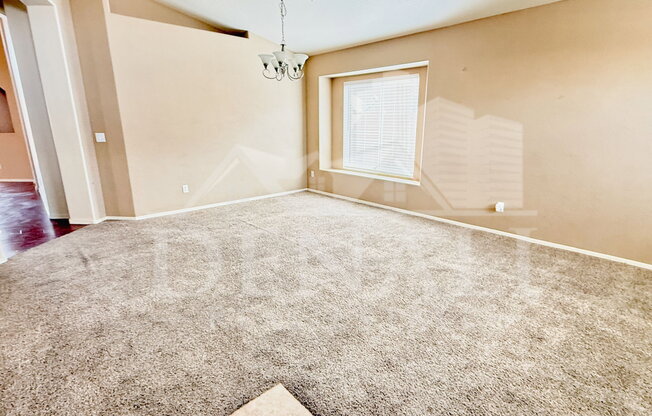 4330 E COTTONWOOD LN