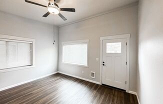 1 bed, 1 bath, 690 sqft, $1,200, Unit Cap8