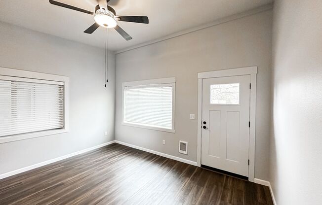1 bed, 1 bath, 690 sqft, $1,200, Unit Cap8