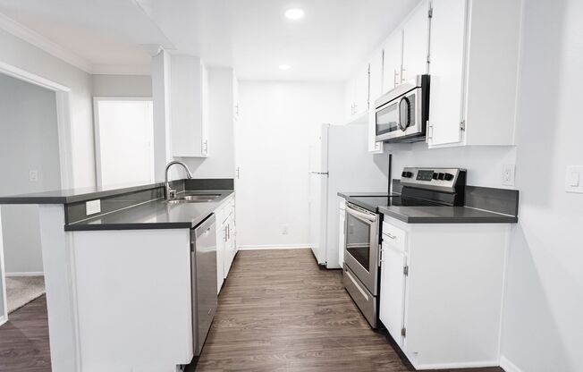 2 beds, 2 baths, 1,100 sqft, $2,398, Unit 111