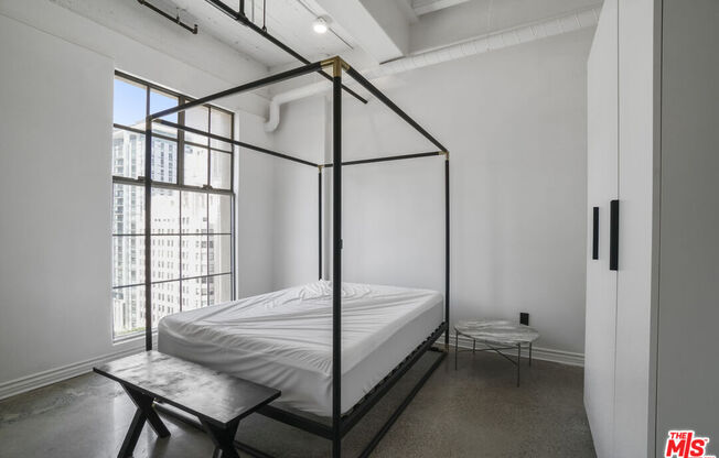 1 bed, 1 bath, 800 sqft, $2,500, Unit 1104