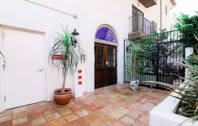 Entrance to Bonita Terrace Apartments.