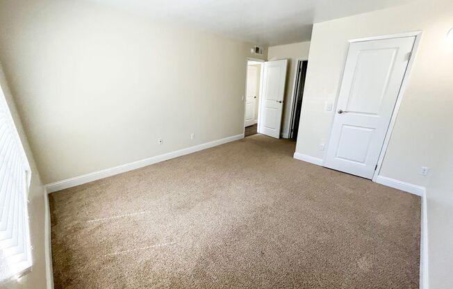 2 beds, 2 baths, 986 sqft, $1,600, Unit 445-113