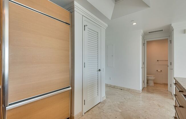 1 bed, 1.5 baths, $2,150, Unit UNIT 505