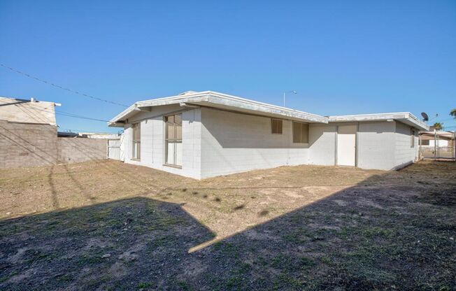 3-Bedroom Single-Story with No HOA and RV Parking