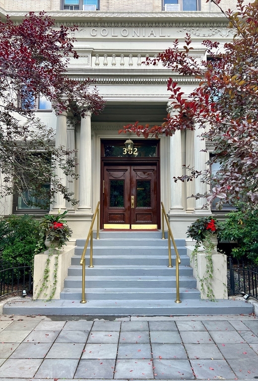382 Commonwealth Ave 23
