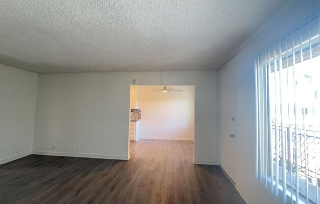 2 beds, 1 bath, 1,100 sqft, $2,568, Unit 241-40