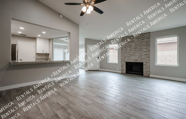 2517 W SHEFFIELD AVE