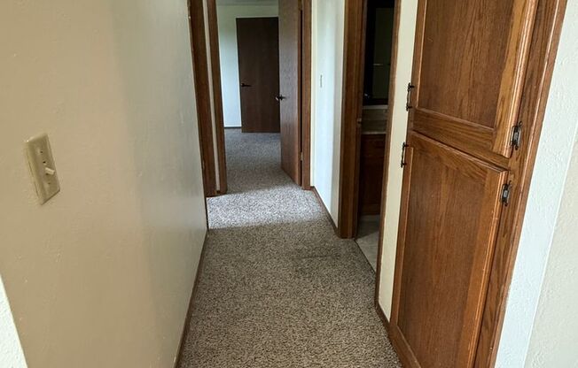 2 beds, 2 baths, 1,034 sqft, $1,249, Unit 1901-047