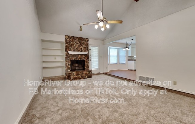 816 CASTLEVIEW DR