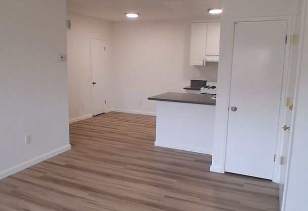 2 beds, 2 baths, 836 sqft, $2,400, Unit 203