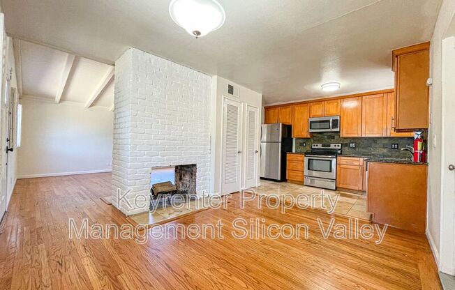 1114 CITRON WAY
