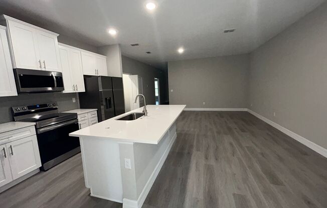 Gorgeous Three Bedroom, Two Bath Home is only $1695!!!