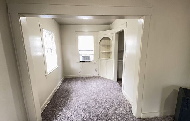 Cozy One Bedroom Cottage