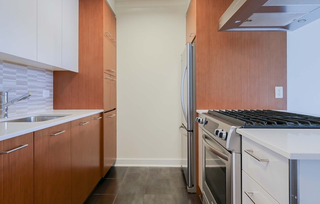 Studio, 1 bath, $5,150, Unit 36J