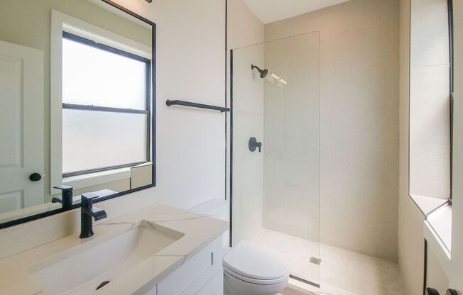 3 beds, 2 baths, 1,030 sqft, $3,995, Unit 2020-3B