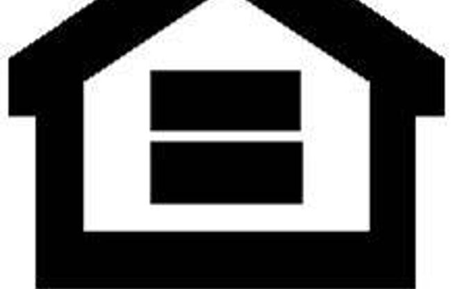 3 beds, 1 bath, 906 sqft, $1,849, Unit 15