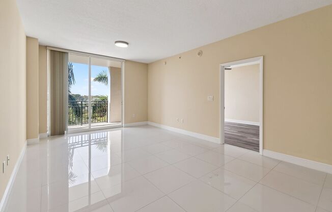 City Place South Tower (550 Okeechobee Boulevard)