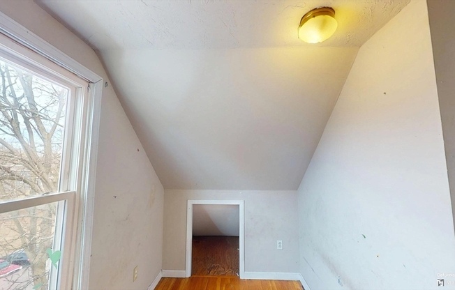 16 JOHNSON AVE