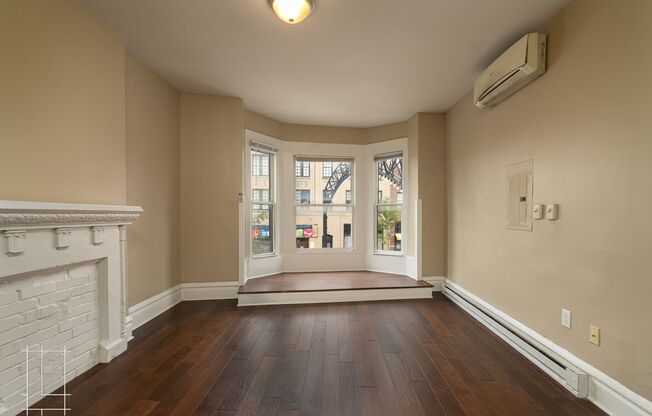 Studio, 1 bath, $925, Unit 1188.5 N. High St. Apt. 2