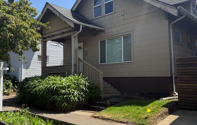 Charming 3-Bedroom Home in the Heart of Overlook