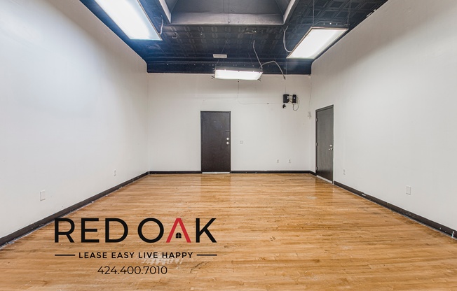 233 S MARKET