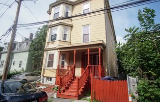 4 BURTON AVE