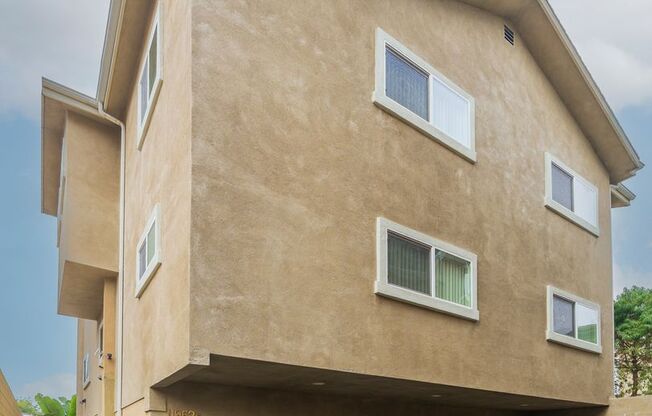 Spacious and Quiet Hawthorne Home!