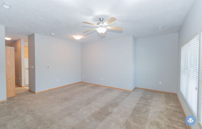 1 bed, 1 bath, 639 sqft, $1,085, Unit CT-10