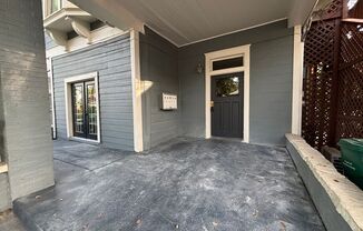 1Bd/1Bth Historic Apartment off Broadway – Move-In Ready!