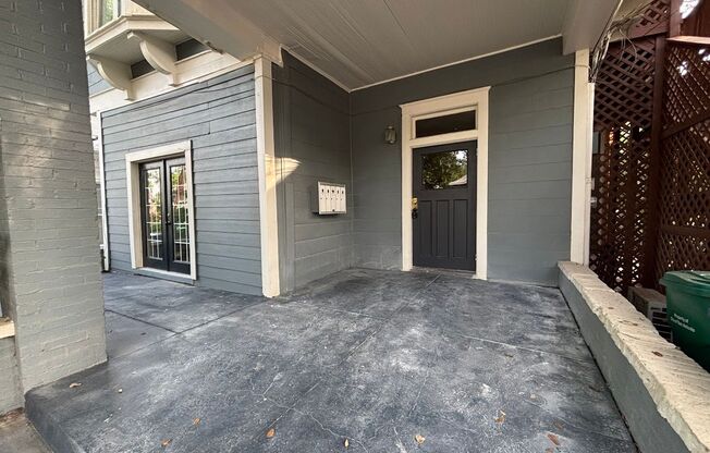 1Bd/1Bth Historic Apartment off Broadway – Move-In Ready!